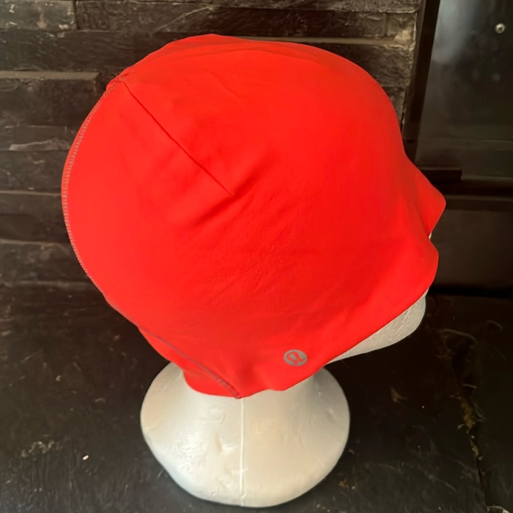 Lululemon Running Ponytail Cap